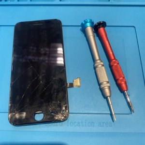 iPhone8　液晶交換