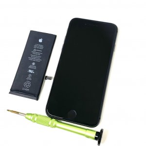 iPhone8 バッテリー交換修理