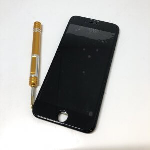 iPhone8 フロントパネル交換