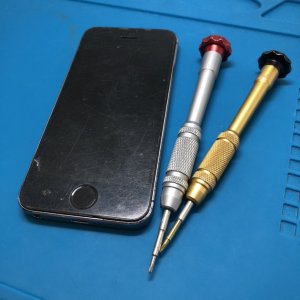 iPhone5S バッテリー交換