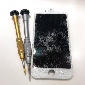 iPhone8 液晶交換