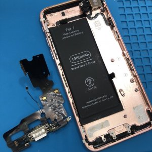 iPhone7　ライトニング交換修理