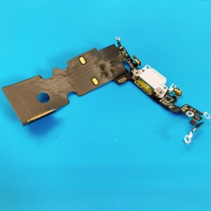 iPhone 8 ライトニング交換