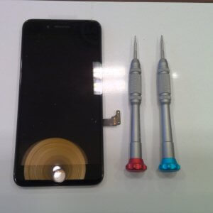 iPhone8Plus液晶交換