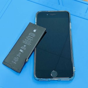 iPhone8 バッテリー交換