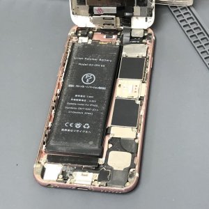 iPhone6s バッテリー交換