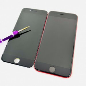 iPhoneSE2液晶交換修理