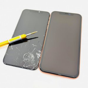 iPhoneXR液晶交換修理