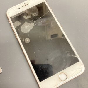 iPhone8 液晶画面 交換修理