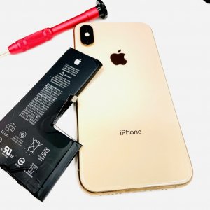 iPhoneXS バッテリー交換修理