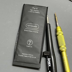 iPhone6 バッテリー交換 液晶ゆがみ バッテリー膨張