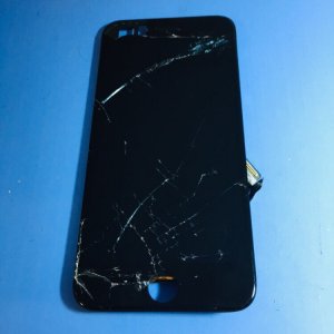 iPhone SE2 液晶パネル交換