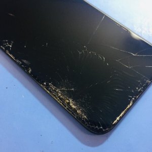 iPhone11 フロントパネル交換
