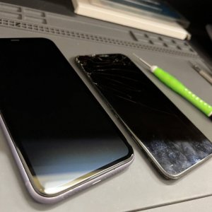 iPhone 11 液晶交換