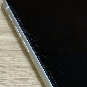 iPhone11 液晶交換