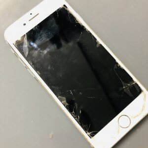 iPhone6 フロントパネル交換