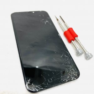 iPhone11 液晶交換