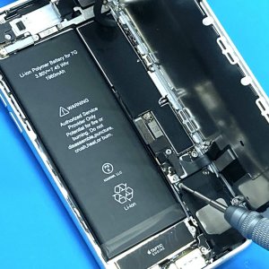 アイフォン7 バッテリー交換