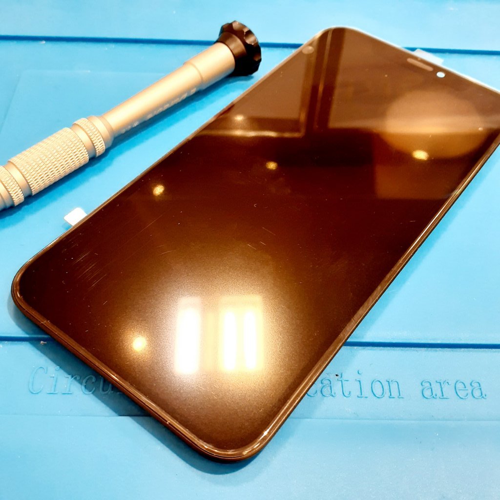 iPhoneXR 液晶交換