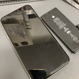 iPhone11 バッテリー交換