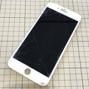 iPhone8plus ガラスパネル交換
