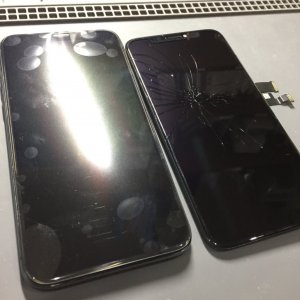 iPhoneXR ガラスパネル交換