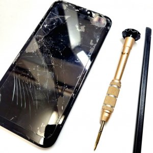 iPhone11 液晶交換