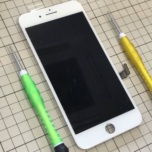 iPhone7plus フロントパネル交換