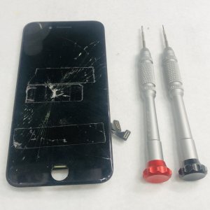 iPhone SE 第2世代 液晶交換