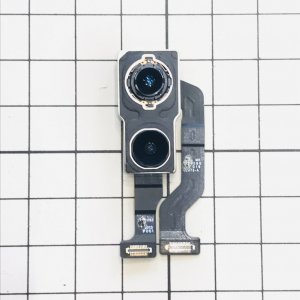 iPhone11 アウトカメラ交換修理