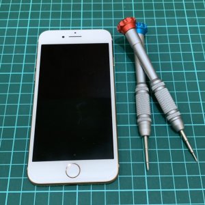iPhone8 バッテリー交換