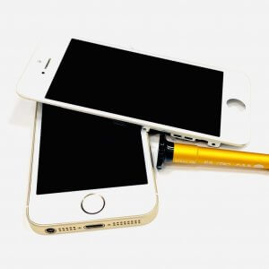 iPhoneSE 液晶交換修理