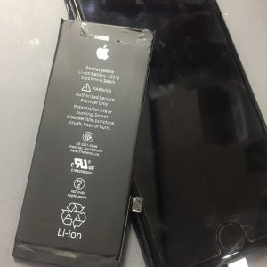 iPhone8 バッテリー交換