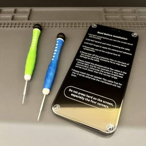 iPhone XR 画面交換