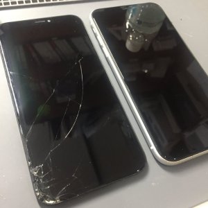 iPhone11 フロントパネル交換