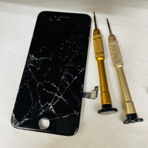 iPhoneSE2 液晶交換