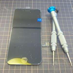 iPhone8 液晶交換修理