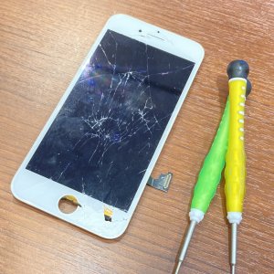 iPhone8 液晶交換修理