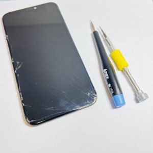 iPhone11 液晶パネル交換