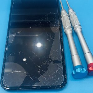 iPhone11　液晶交換