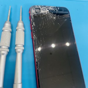 iPhoneSE2　フロントパネル交換