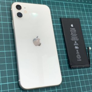 iPhone11　バッテリー交換