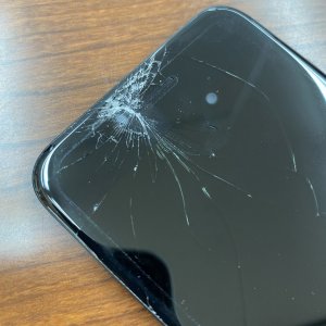 iPhone8 パネル交換