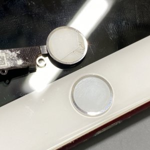 iPhone7 ホームボタン交換