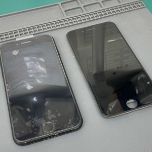 iPhoneSE2 液晶交換