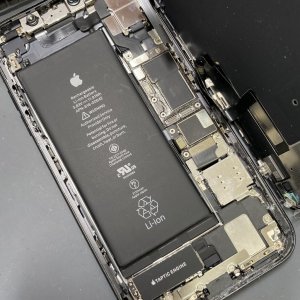 iPhone11 バッテリー交換