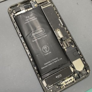 iPhone7plus バッテリー交換