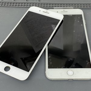 iPhone8Plus 液晶交換