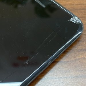 iPhone8 フロントパネル交換