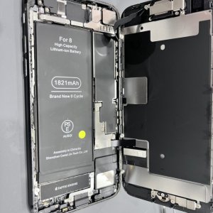 iPhone8バッテリー交換